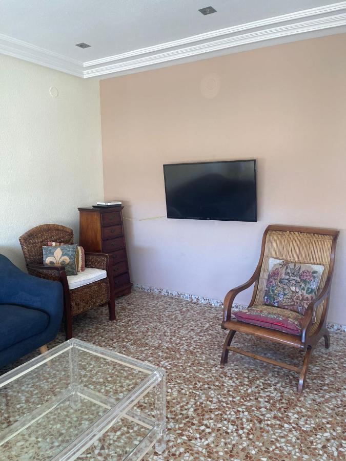Bright Flat With View To The Castle And The Museum Appartamento *